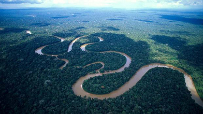 Una empresa española construye en el Amazonas